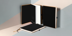 Don de cahiers à l'école de Wolfach